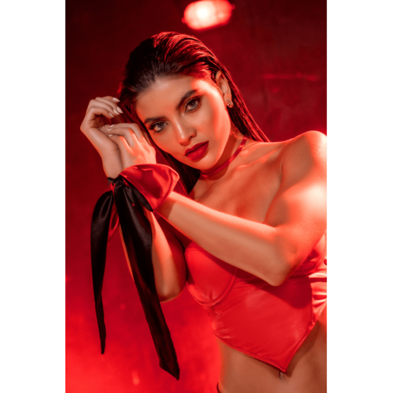 Accessoire coquin en satin réversible - Masque sensuel & lien délicat