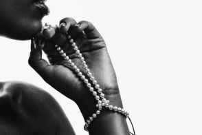 Quels accessoires pour femme en club libertin ?